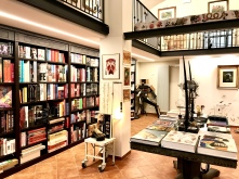 Mirabilia, libreria di Lina Vergara - foto @maninmente